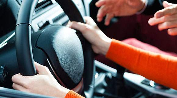 Formation code de la route Léon