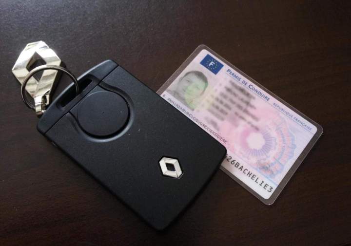 Formation code de la route, Léon